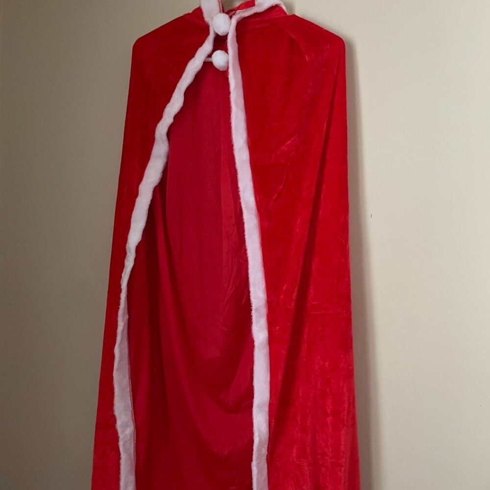 Santa-Style Red Velvet Cape Costume